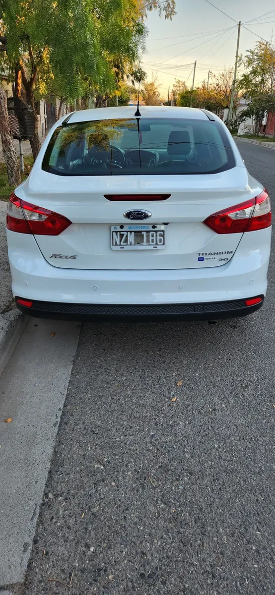 Ford Focus III 2.0 Sedan Titanium Mt446606754175395843