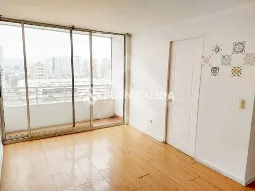 Departamento En Arriendo De 2 Dorm. En Santiago