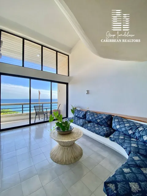En Venta Penthouse Con Hermosa Vista Al Mar En El Conj Resd La Balandra, Pampatar 