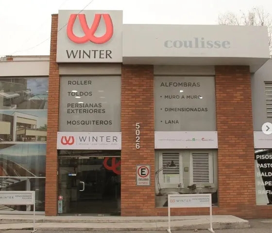 Propiedad Comercial En Plena Av. Vitacura.