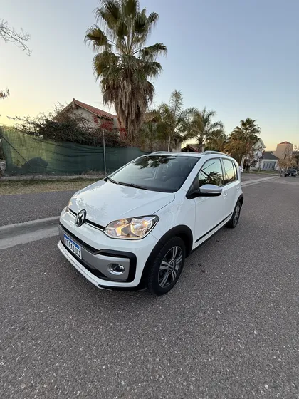 Volkswagen Up! 1.0 Cross Up!