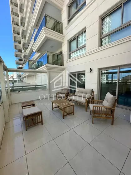 Venta Apartamento Dos Dormitorios Punta Del Este Torre Imperiale 