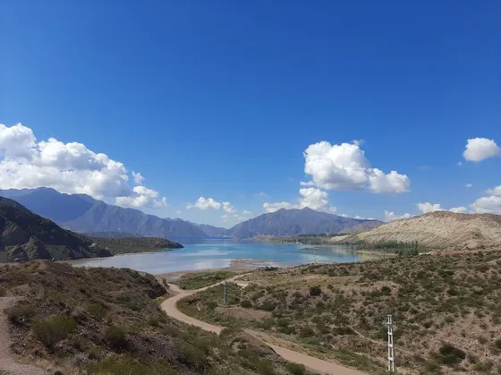 Local Comercial + Departamento En Potrerillos