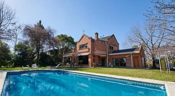 Venta Casa 5 Ambientes En Tigre  Club De Campo Hacoaj Apto Crédito