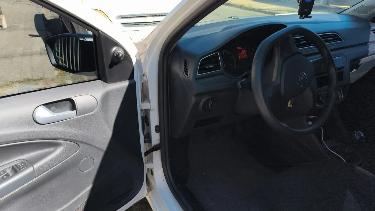 Volkswagen Saveiro 2025 1.6 Robust Cab. Simples 16v Total Flex 2p — foto 10