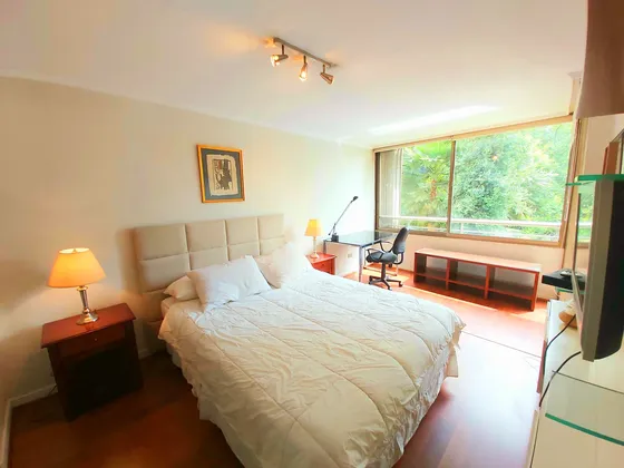 Precioso Departamento Amoblado Barrio El Golf, Conectividad.