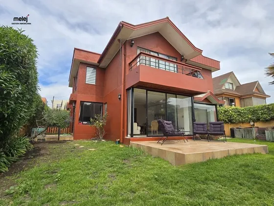 Venta Casa En Bosques De Montemar, Concón