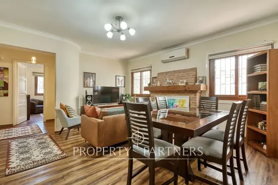Venta De Casa Con Jardín Y Amplios Espacios, Ñuñoa