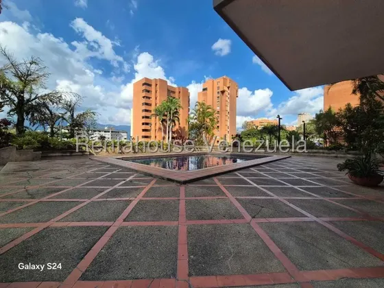 Apartamento En Venta, Urb. Los Naranjos Del Cafetal