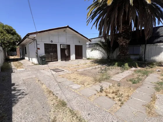 Casa Solo Para Comercio, Metro Trinidad. La Florida