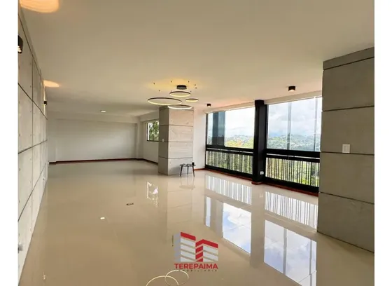 Espectacular Y Amplio Apartamento En Las Salias