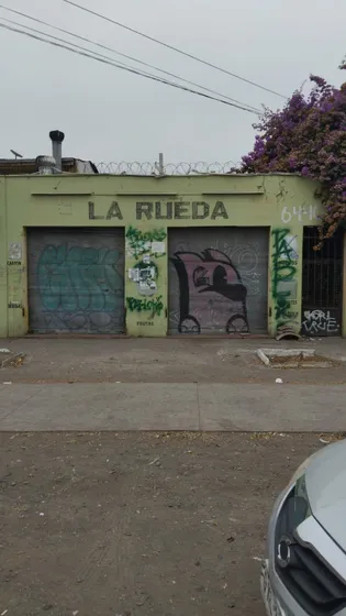 Local + Sitio De 300m2 - Oportunidad Comercial En Lo Espejo
