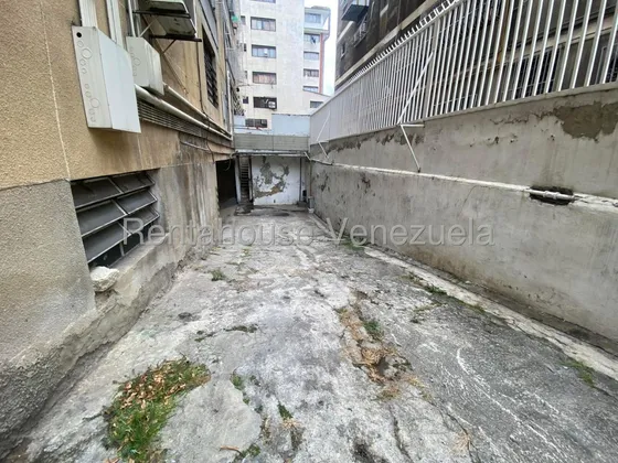 Galpon En Alquiler En Colinas De Bello Monte Ca 25-21833 Yg