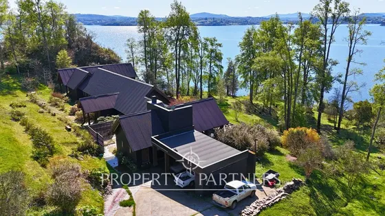 Espectacular Casa Con 1,4 Ha Y Mas De 110 Mts De O...