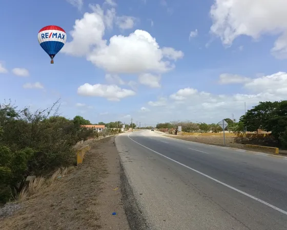 Re/max 2 Mil Vende Terreno En Las Guevaras, Av Juan Bautista Arismendi, Isla De Margarita, Nueva Esparta
