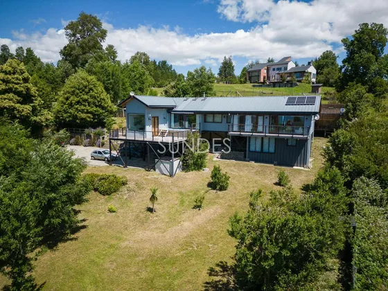 Casa Moderna Amoblada Con Vista Al Lago Villarrica