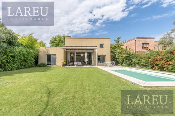 Casa En Venta - El Lucero