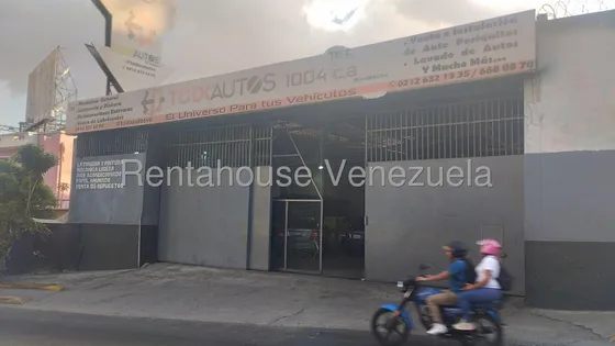 Alquiler De Local Comercial (galpón) En Santa Rosalia 