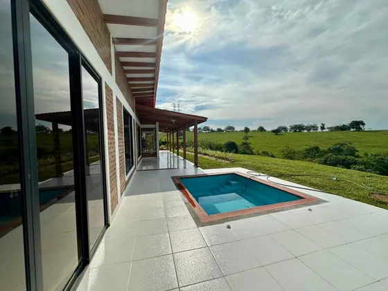 Casa Campestre Nueva En Venta En Condominio La Buitrera Palmira Valle