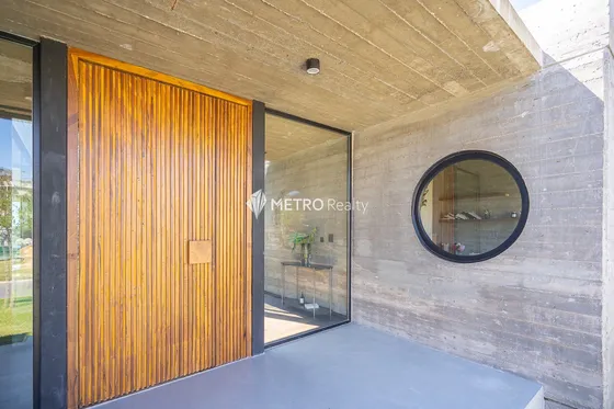 Casa En Venta A La Laguna De Hormigon En Riberas Puertos Escobar