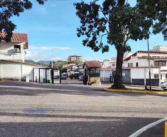 ! Haz Realidad Tu Sueño: Parcela En Las Acacias Lista Para Desarrollar ¡