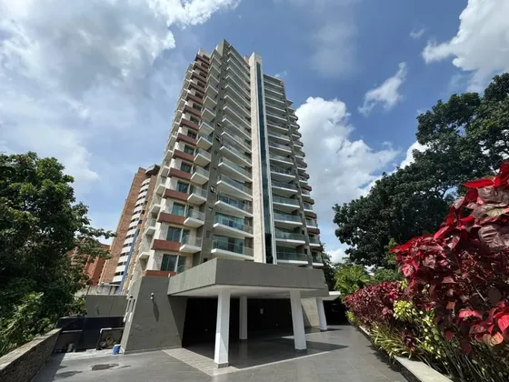 Fernando & Yosmar Venden Apartamento En Residencia Mondrian. Sólo Clientes