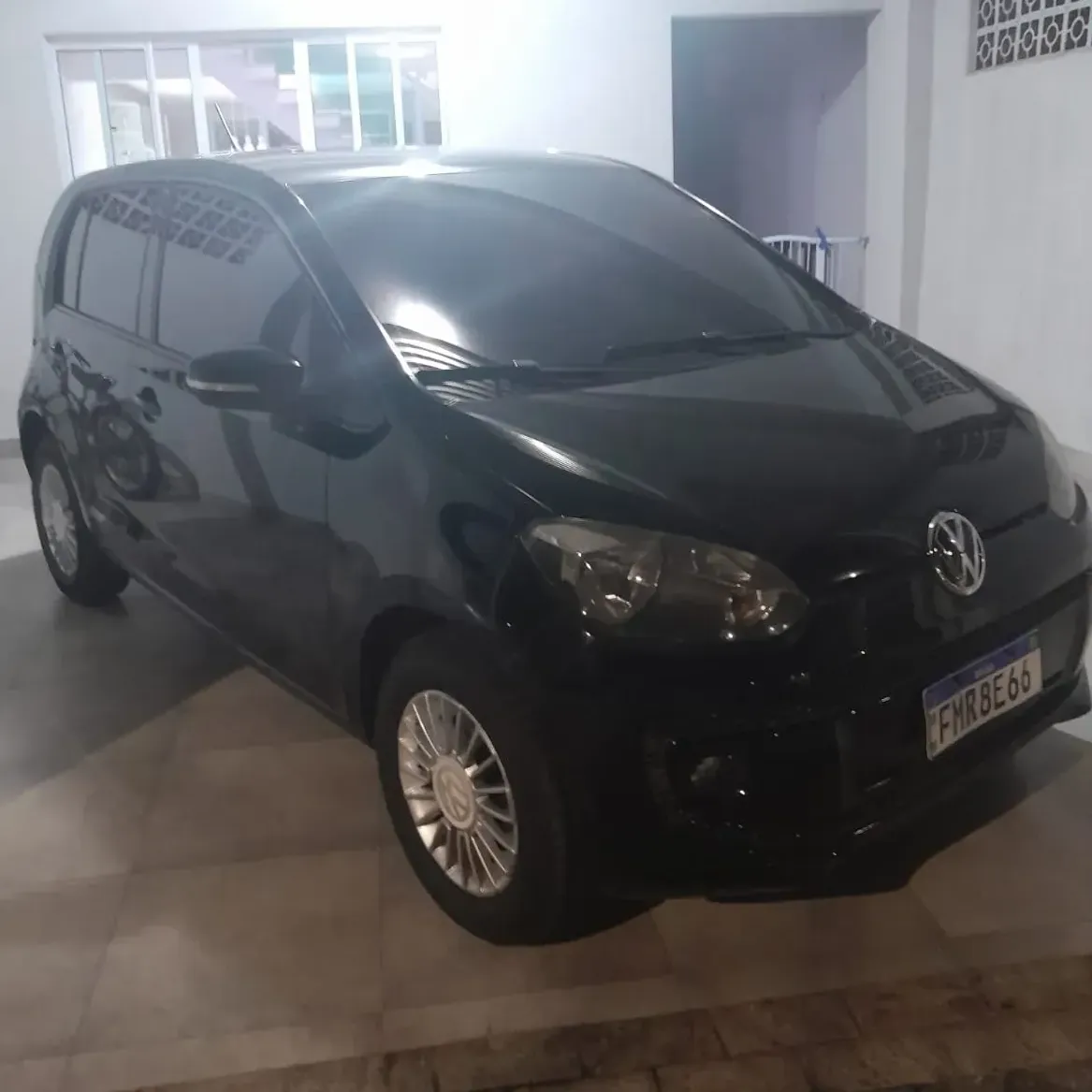Volkswagen Up! 2016 1.0 Move 5p Volkswagen Up! 2016 1.0 Move 5p