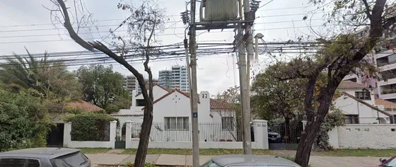 Casa Con Gran Terreno Y Mucho Potencial En Ñuñoa