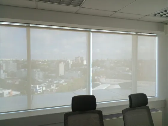 Venta Llave De Negocio De Cortinas De Enrollar, Financia