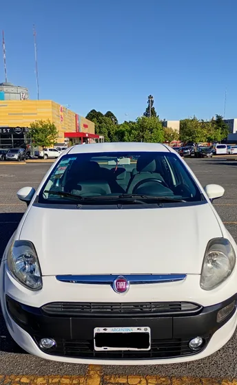 Fiat Punto 1.4 Attractive C/radio Integrada