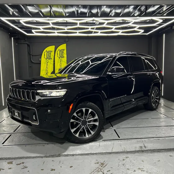 Jeep Grand Cherokee Overland