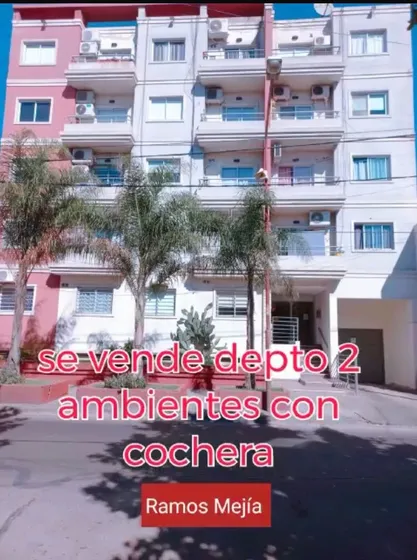 Departamento De 2 Ambientes Con Cochera  Muy Luminoso