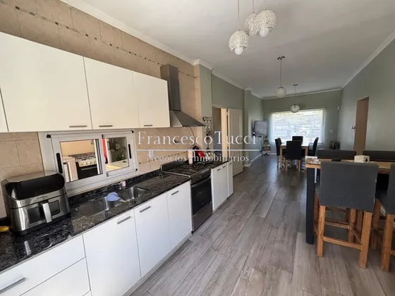 Casa En Venta 6 Ambientes San Justo