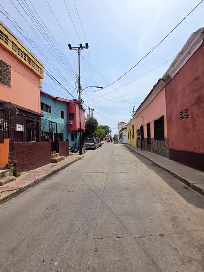 Casa Para Remodelar En Casco Central De Barcelona, Calle Carabobo
