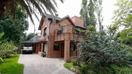 Venta-canning Casa 5 Ambientes St Thomas Sur