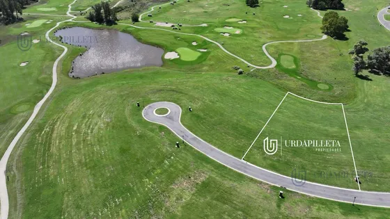 Lote En Venta Sobre Cancha De Golf En El Tonó- Pilará- Pilar