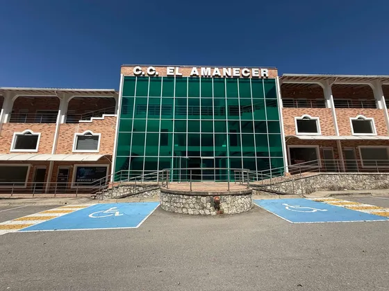 Local Comercial Con 2 Baños