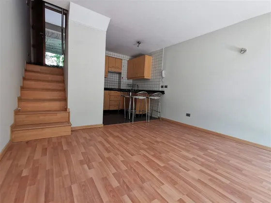 Departamento En Venta De 1 Dorm. En Providencia