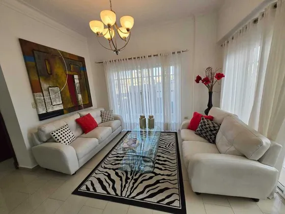 Se Vende O Se Alquila Apartamento Amueblado De 3 Habitaciones En Bella Vista