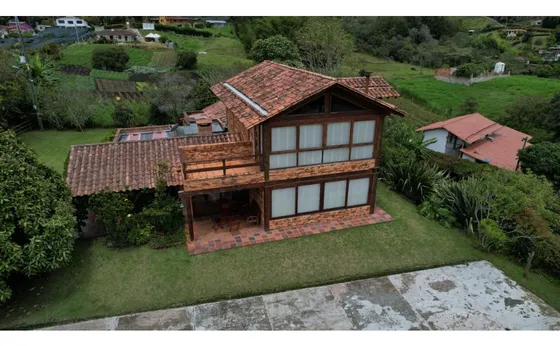 Finca Para La Venta En Ubicación Muy Privilegiada. 