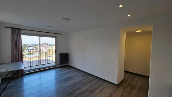 Venta Departamento Apto Turismo Y Vista Al Lago En Centro De Bariloche, 3er Piso Por Escaleras. Reciclado A Nuevo. Ideal Rentistas. 