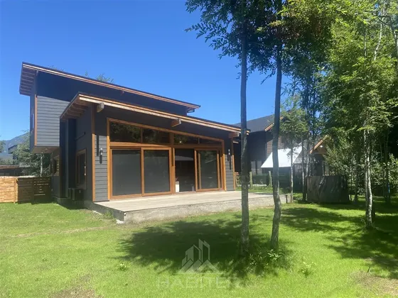 Cod38391casa En Venta De 4 Dorm. En Pucón