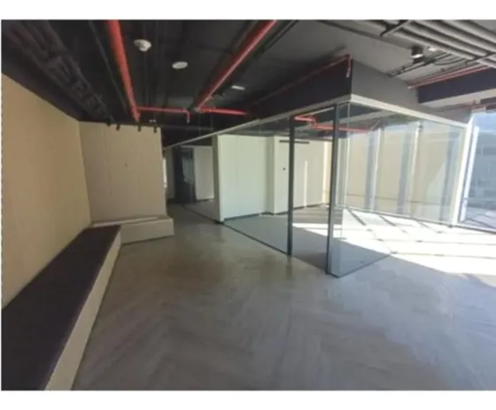 256 M2 Oficina Habilitada La Dehesa