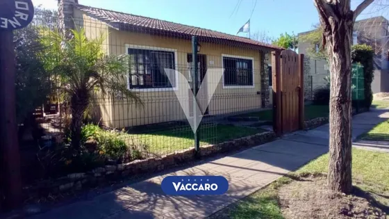 Venta De Casa 4 Ambientes Ituzaingó