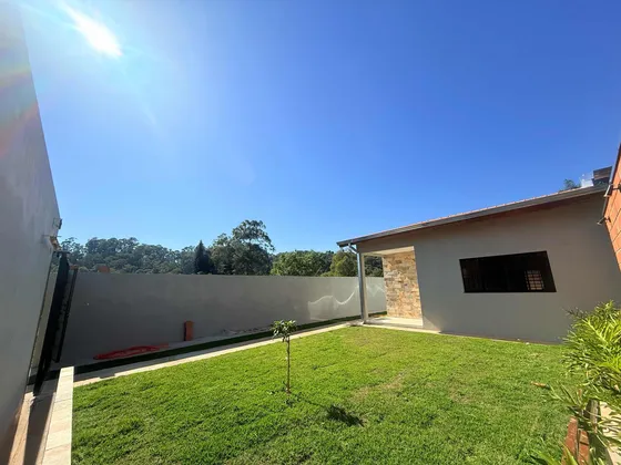 Casa 2 Dormitórios Sendo Uma Suíte