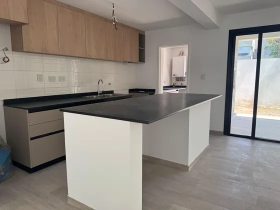 Venta De Duplex A Estrenar 3 Dormitorios - Chacra Del Norte