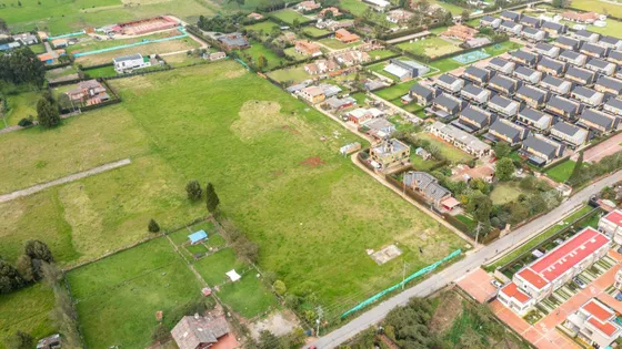 Lote En Venta En Barrio Fonqueta. Cod V22630