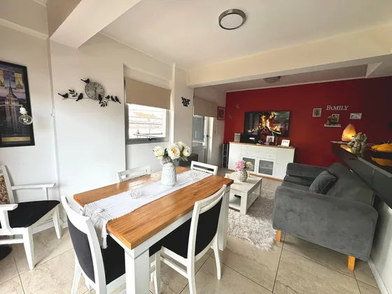 Venta Depto 3 Amb Con Cochera Centro Caseros