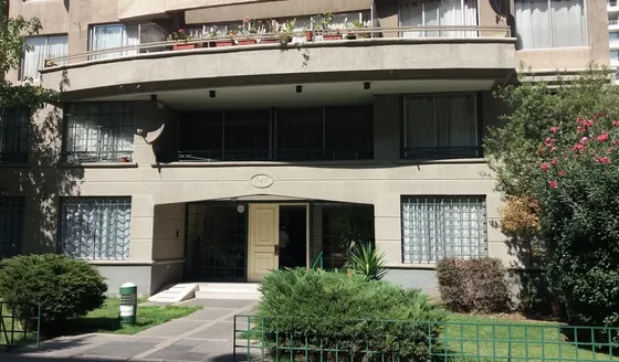 Departamento Excelente Estado, Sexto Piso Edificio Tranquilo