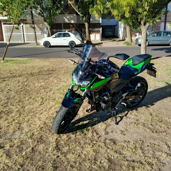 Z400